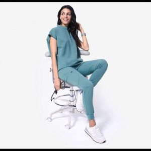 FIGS LIMITED EDITION HYDROGREEN ZAMORA JOGGER 🆕!!